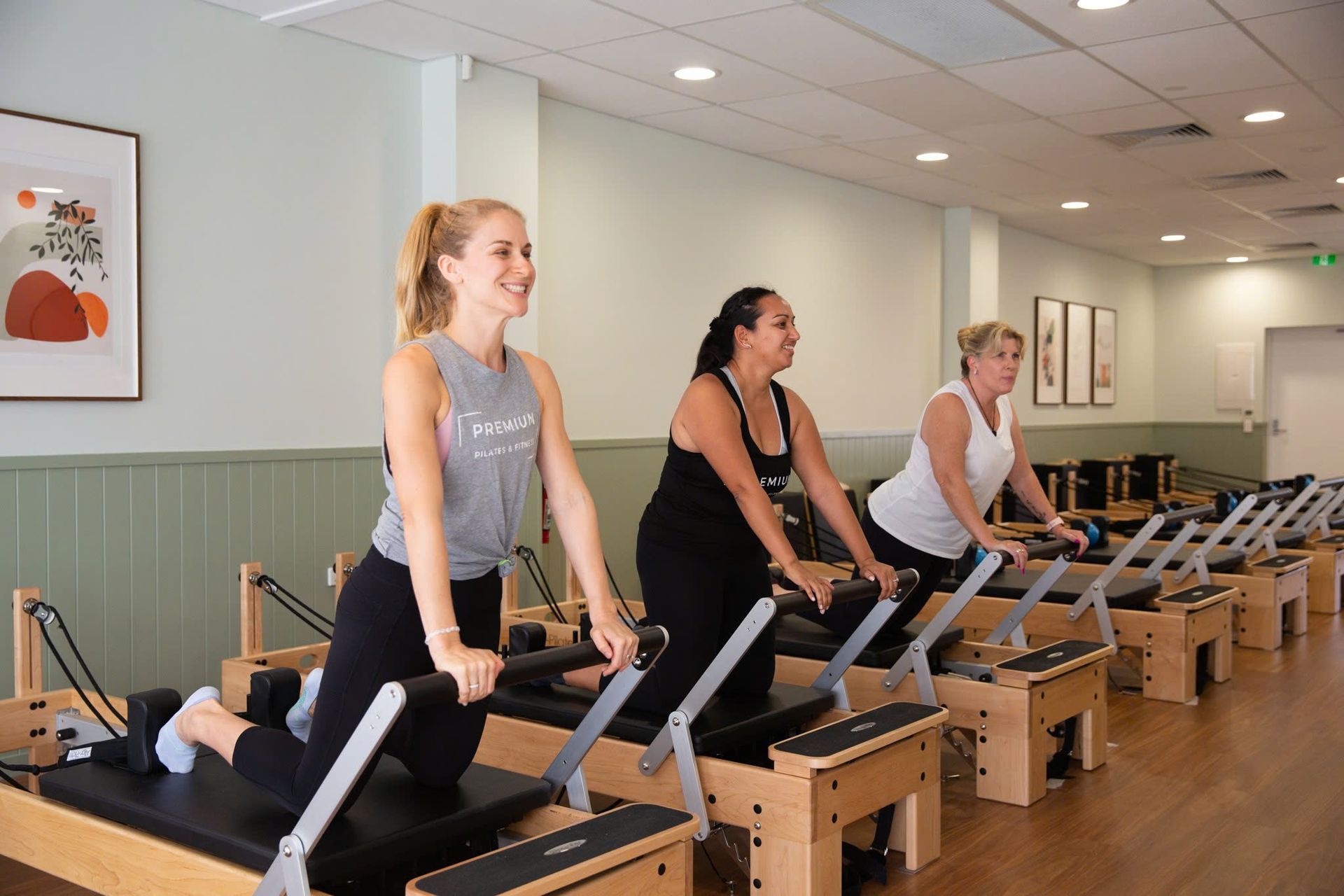 Giải đáp chi tiết 10 thắc mắc phổ biến về Pilates cho người mới bắt đầu