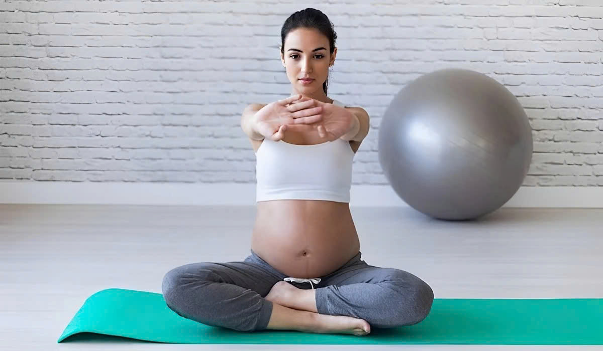 Pilates cho phụ nữ mang thai Bí quyết giữ sức khỏe và tinh thần trong hành trình làm mẹ
