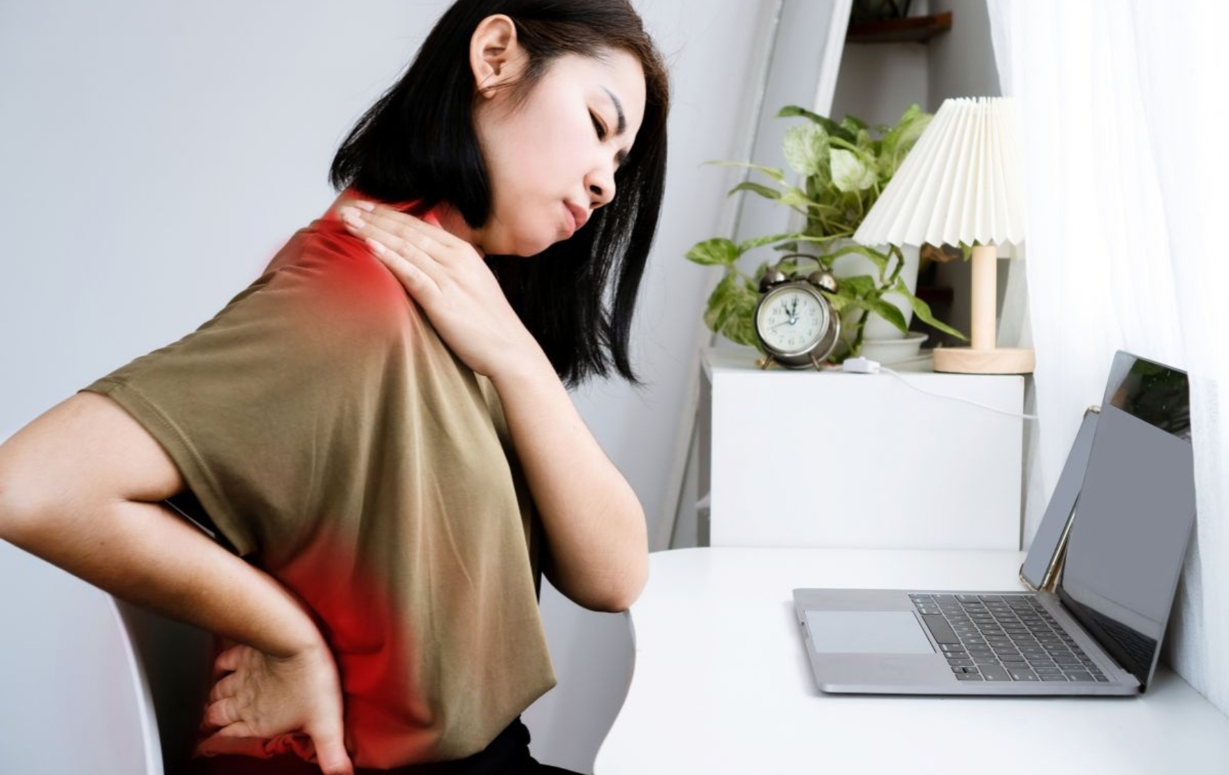 Dân văn phòng hay đau mỏi nhức vai Dan_van_phong_hay_dau_moi_nhuc_vai